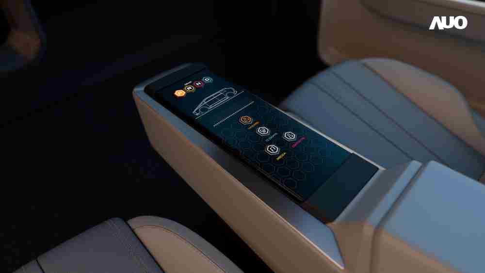龙门国际以人性化设计打造多变形态中控显示(Morphing Center Control)，，，，不使用时仅平面显示信息，，进行操作时，，，显示器则会动态隆起，，，转变成3D实体按钮，，，并有触觉回馈，，展示人机互动新体验